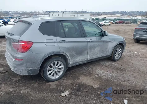 2016 BMW X3 xDrive28I z USA, uszkodzony, nr VIN 5UXWX9C51G0D70354